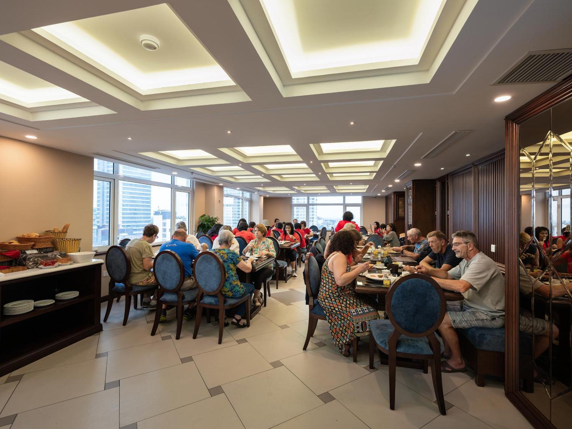 Minasi Premium Hotel Ханой Екстериор снимка