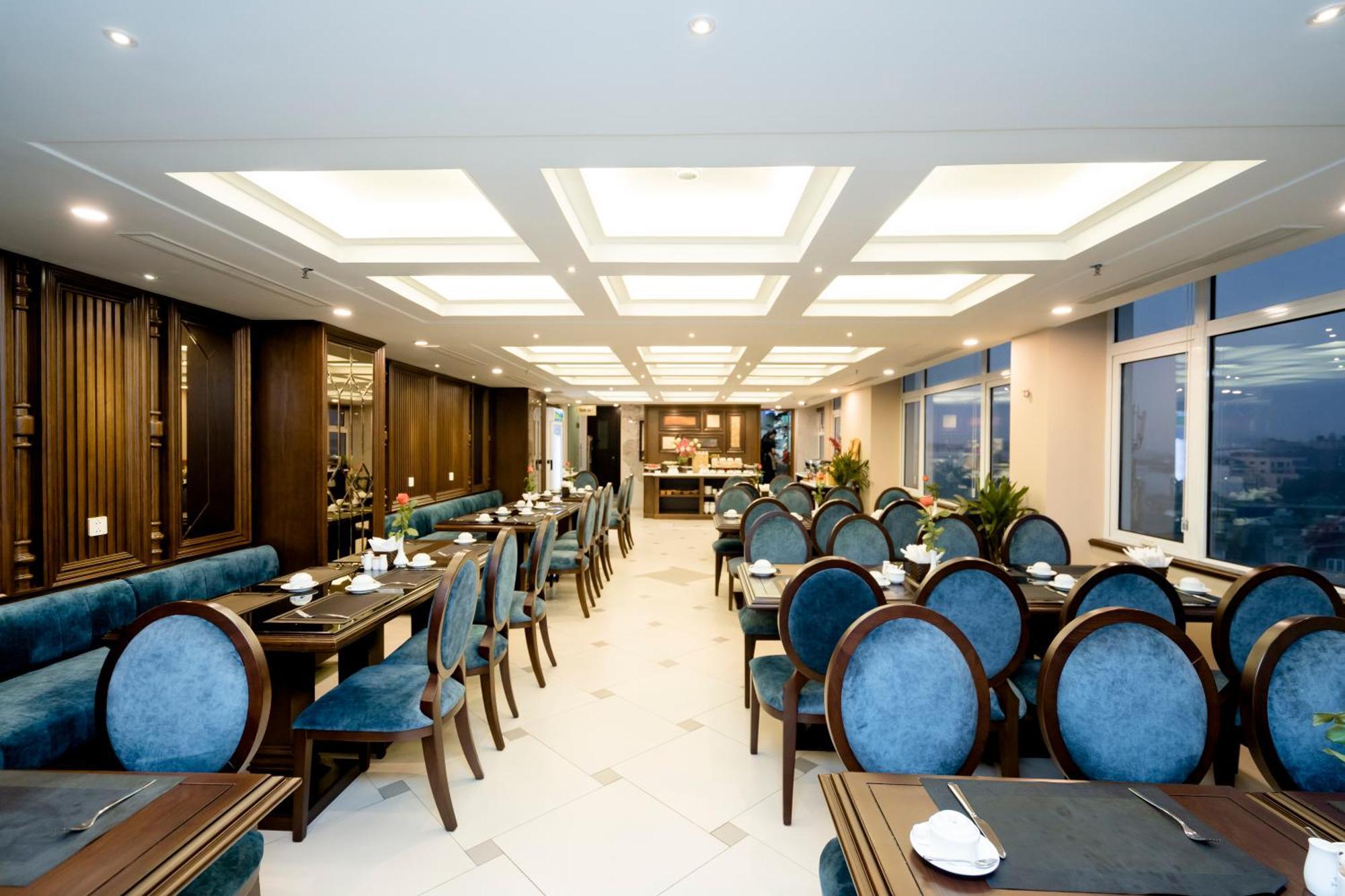 Minasi Premium Hotel Ханой Екстериор снимка